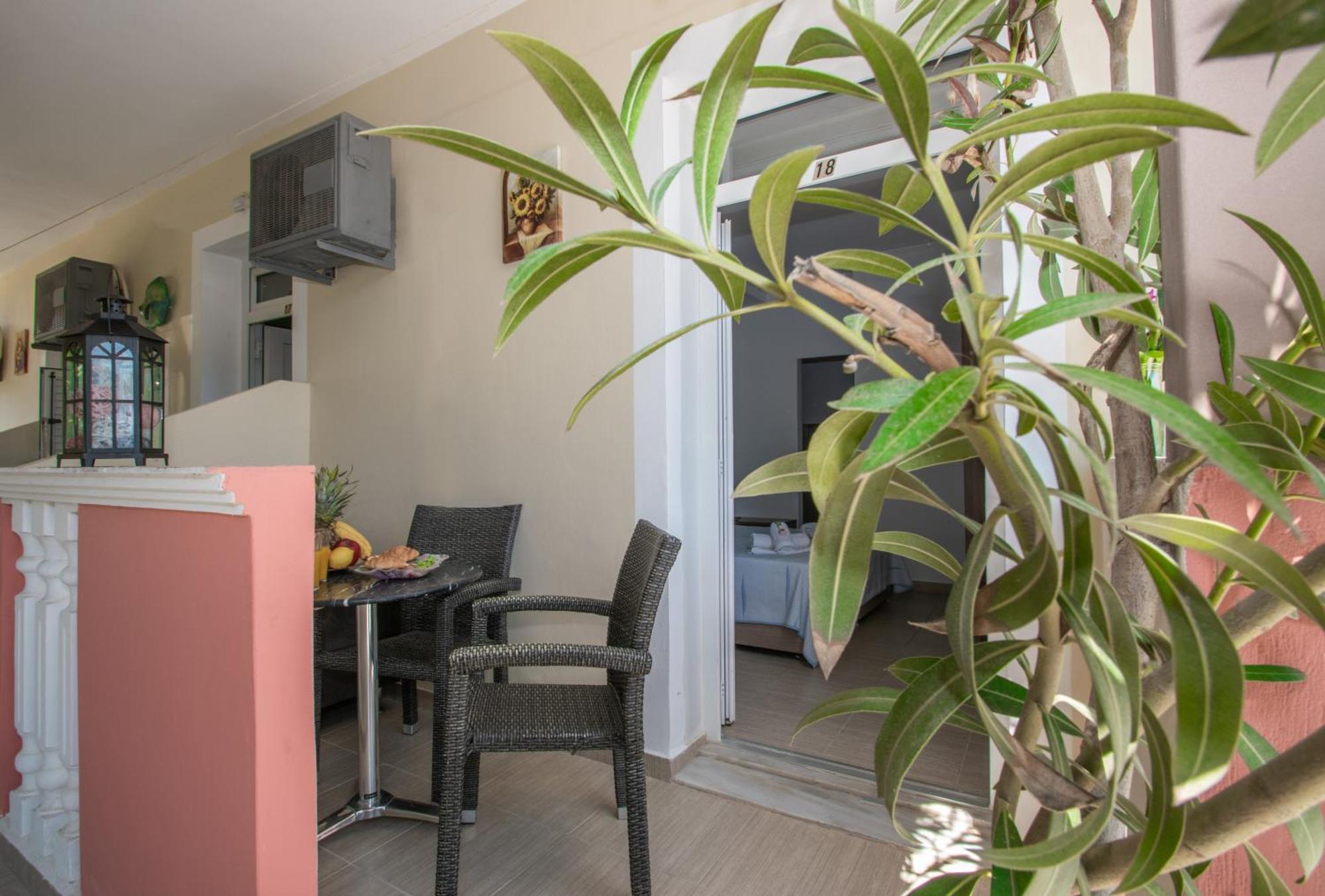 Zefiros By Sea Apartment Laganas Exterior photo